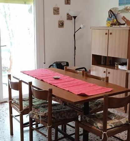 Appartamento In Centro Bibione Luaran gambar